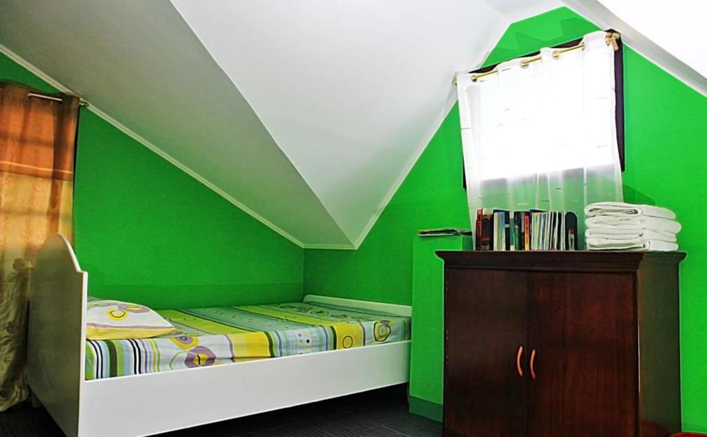 Alexis Cliff Dive Resort Panglao Room photo