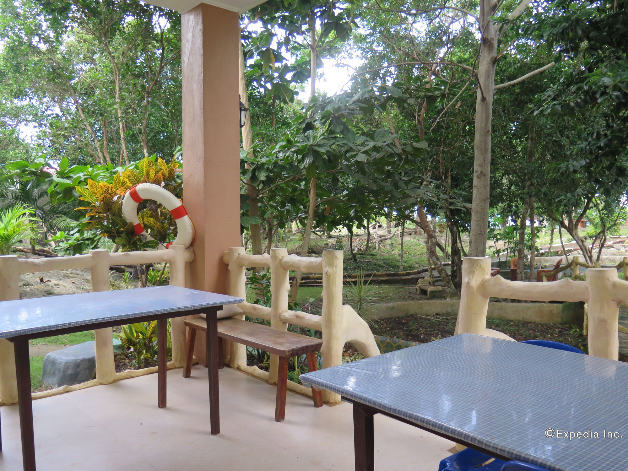 Alexis Cliff Dive Resort Panglao Exterior photo